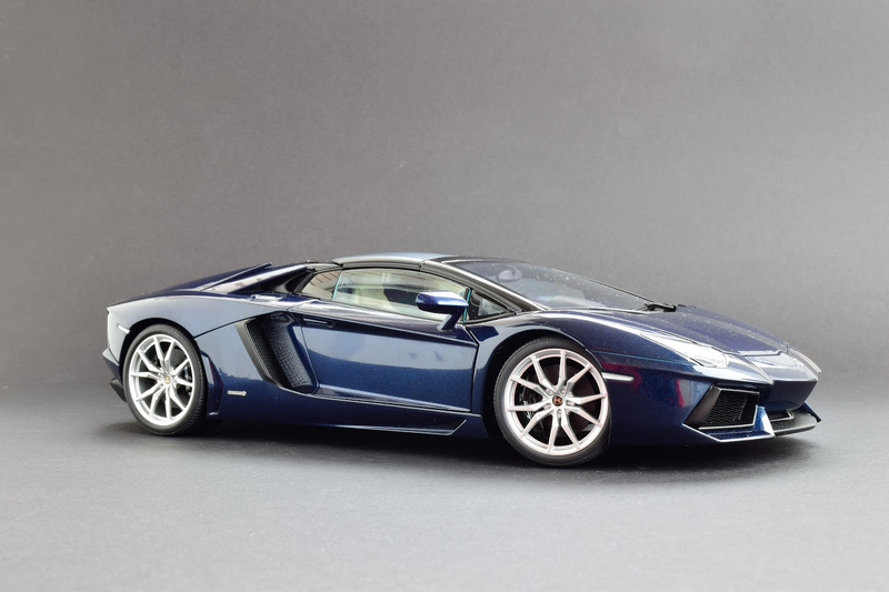 Illustration for article titled Running of The Bulls Week: The Aventador Roadster